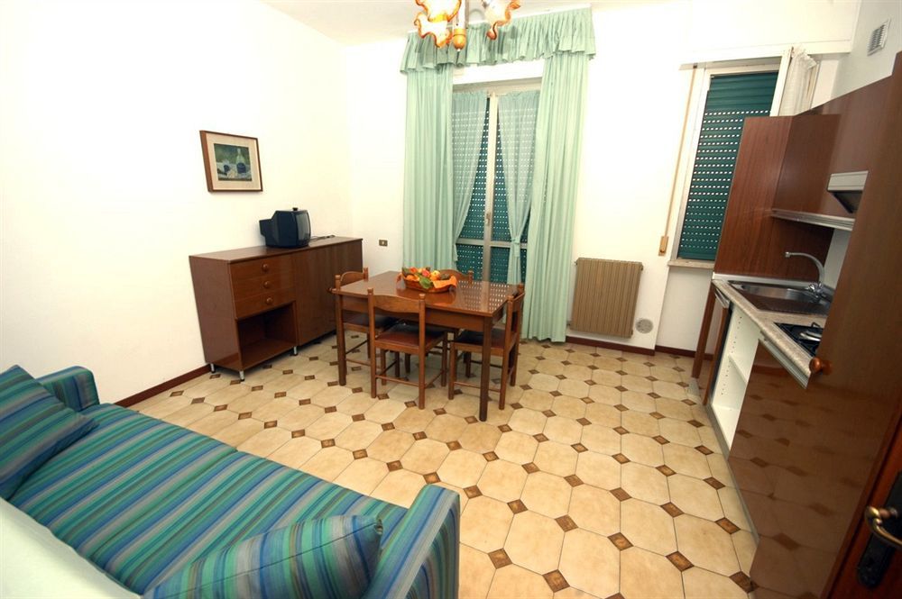 Il Borgo Degli Ulivi Resort Pietra Ligure Exterior foto