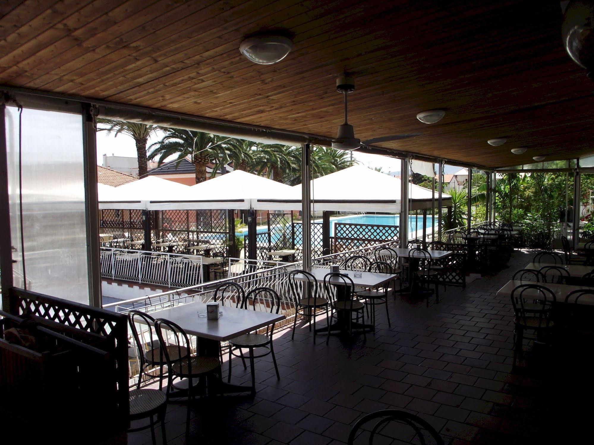 Il Borgo Degli Ulivi Resort Pietra Ligure Exterior foto