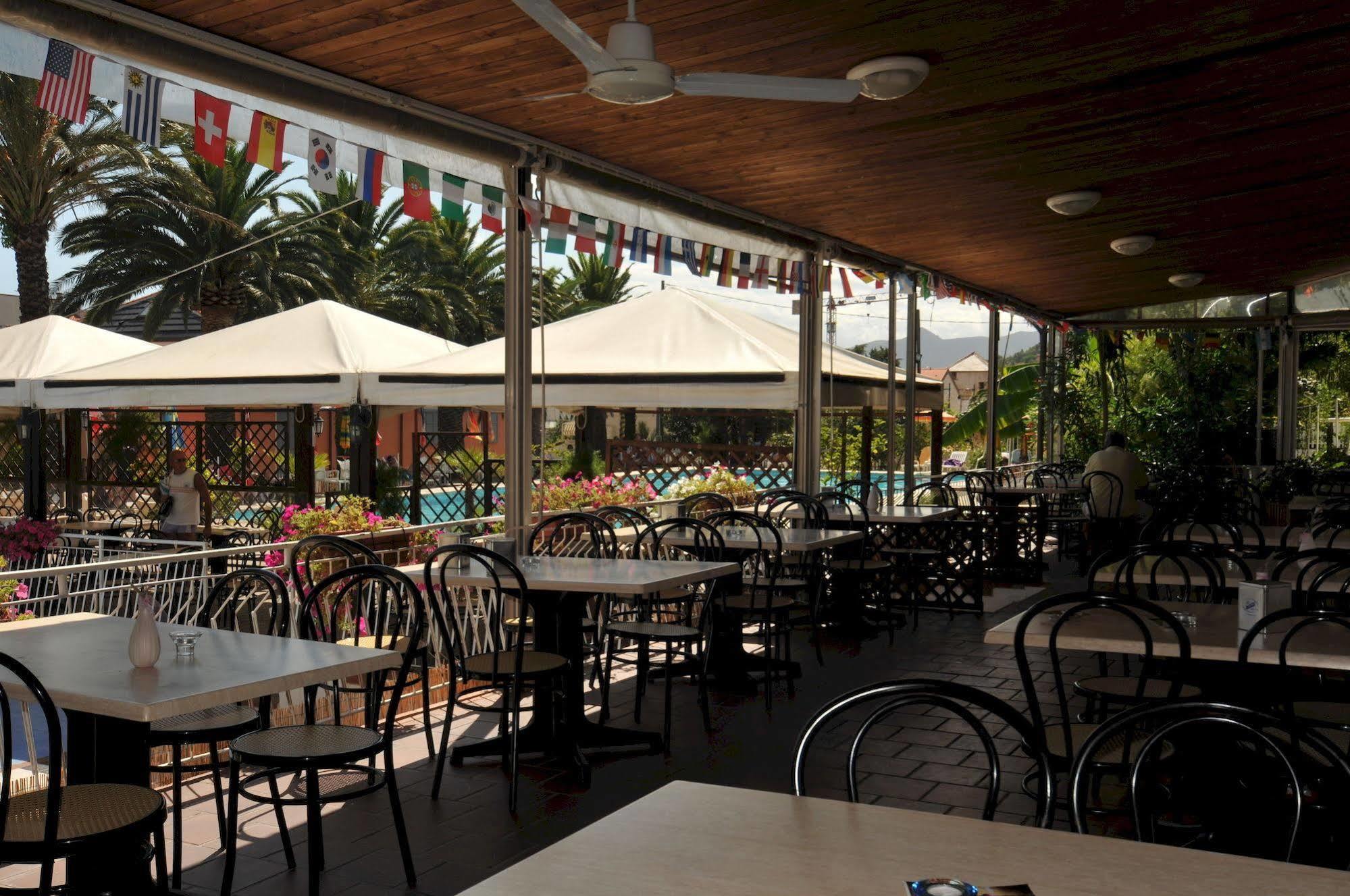 Il Borgo Degli Ulivi Resort Pietra Ligure Exterior foto